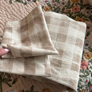 Pottery barn queen duvet cover & shams
